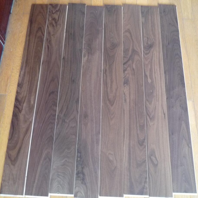 UV Lacquered Engineered American Walnut Timber Flooring