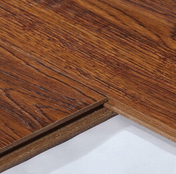 Emboss Waterproof Laminate/Laminated Flooring with Waxed