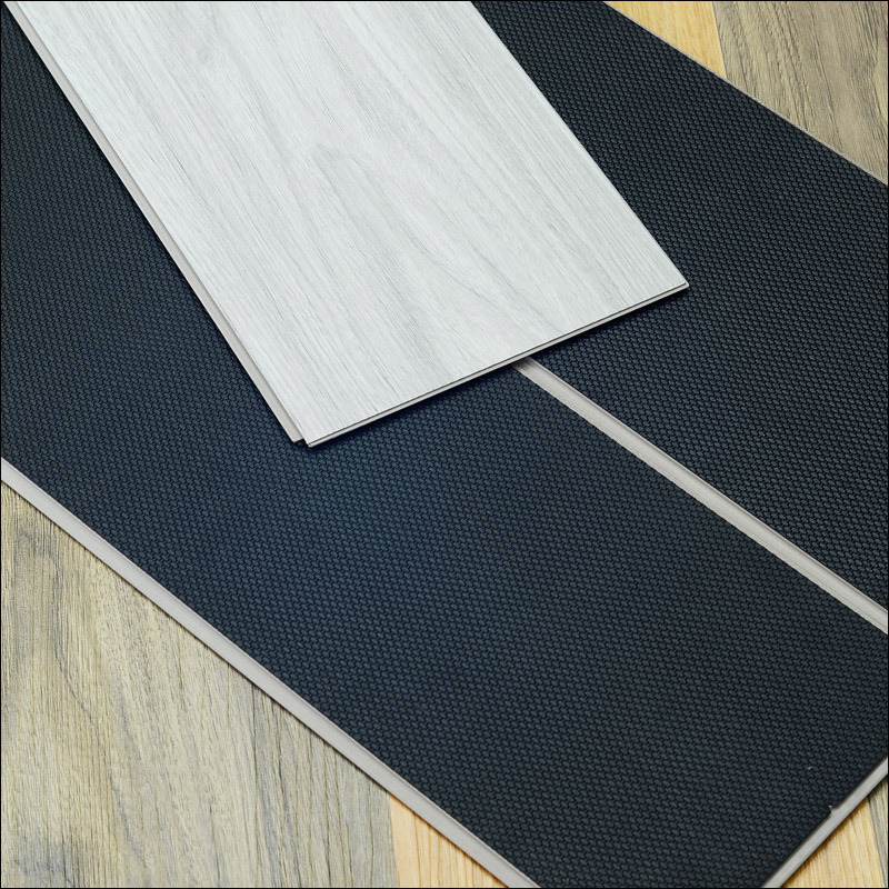 4mm/5mm Click 0.2-0.7 Wearlayer WPC/Spc/Lvt PVC Floor