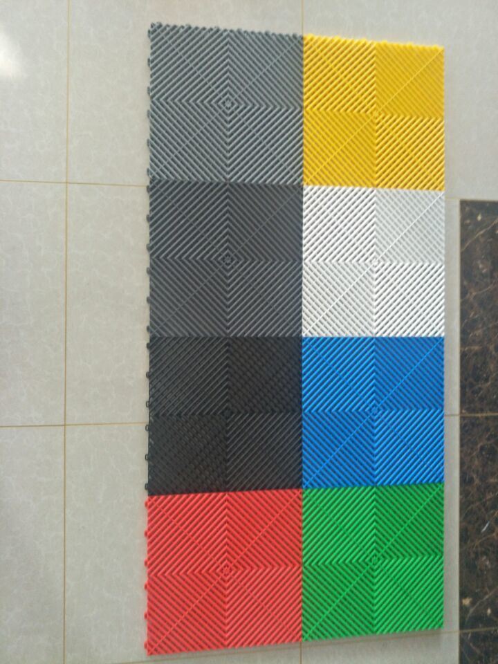 Plastic Sheet/Mat/Flooring for Truck/Garage