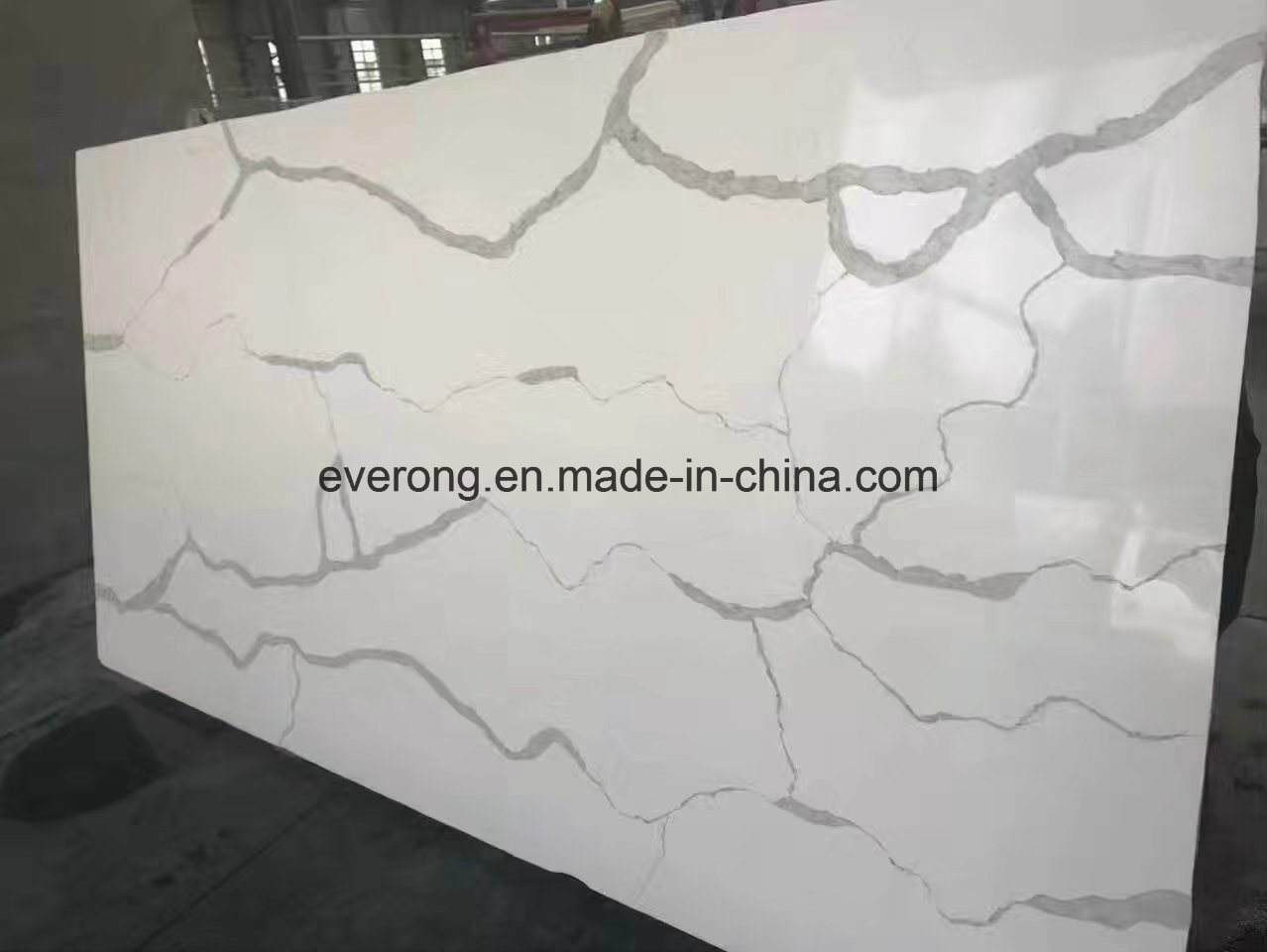 White Artificial Quartz Stone for Countertop, Wall Tile &Vanity Top