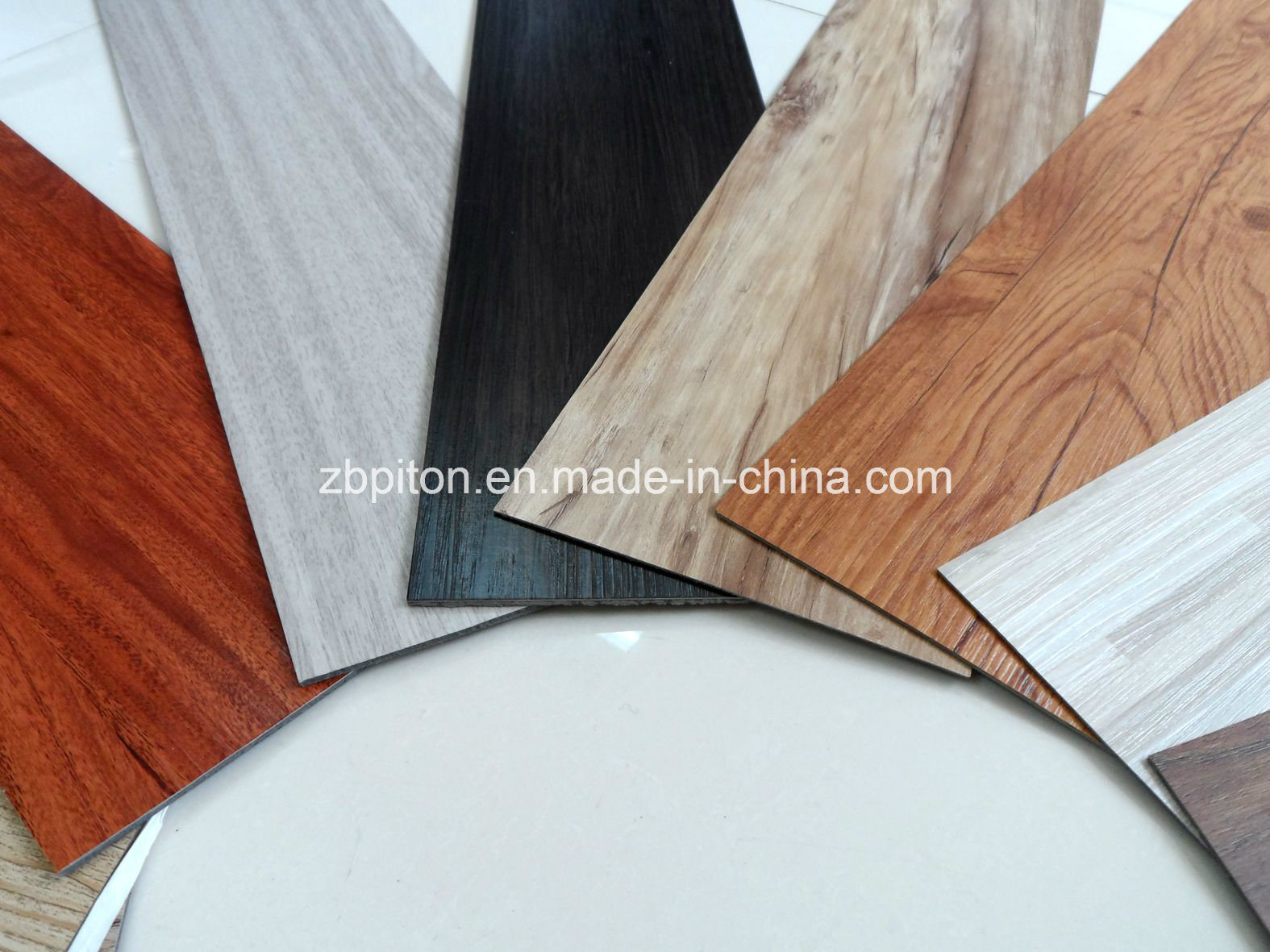 Wood Look PVC Vinyl Sheet Flooring