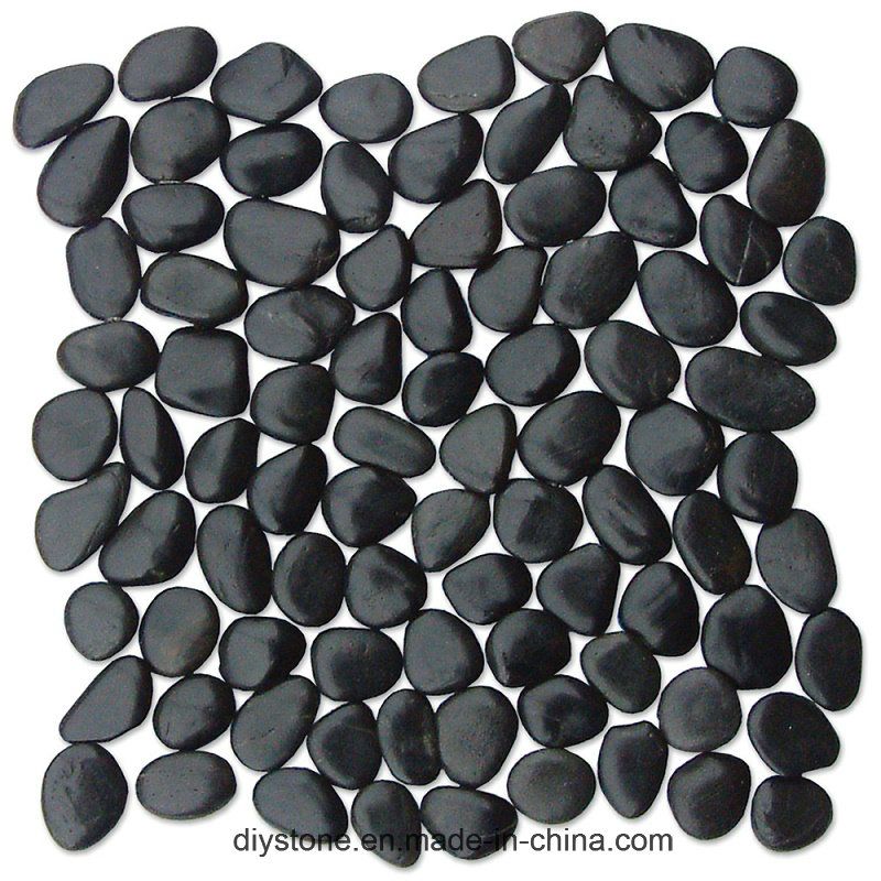 Nanjing Factory Black Polished Mosaic Pebble Stone Tile