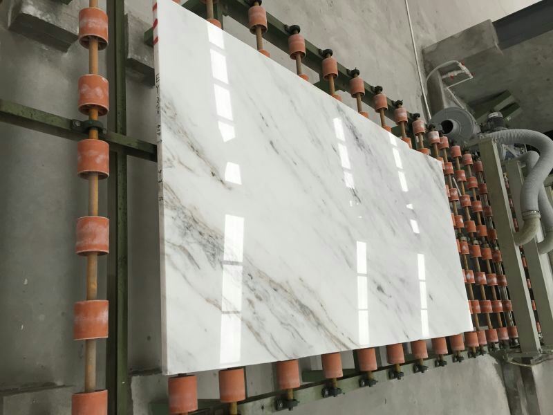 China White Marble Slab for Vanity Tops and Flooring (YY-VOW)