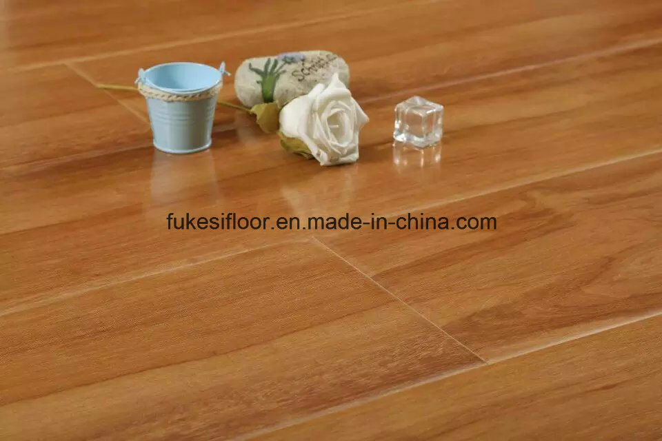 Big U Groove Mould Pressed High Glossy Surface Laminate Flooring