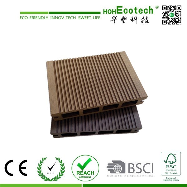 Waterproof WPC Outdoor Grooved Deck Board