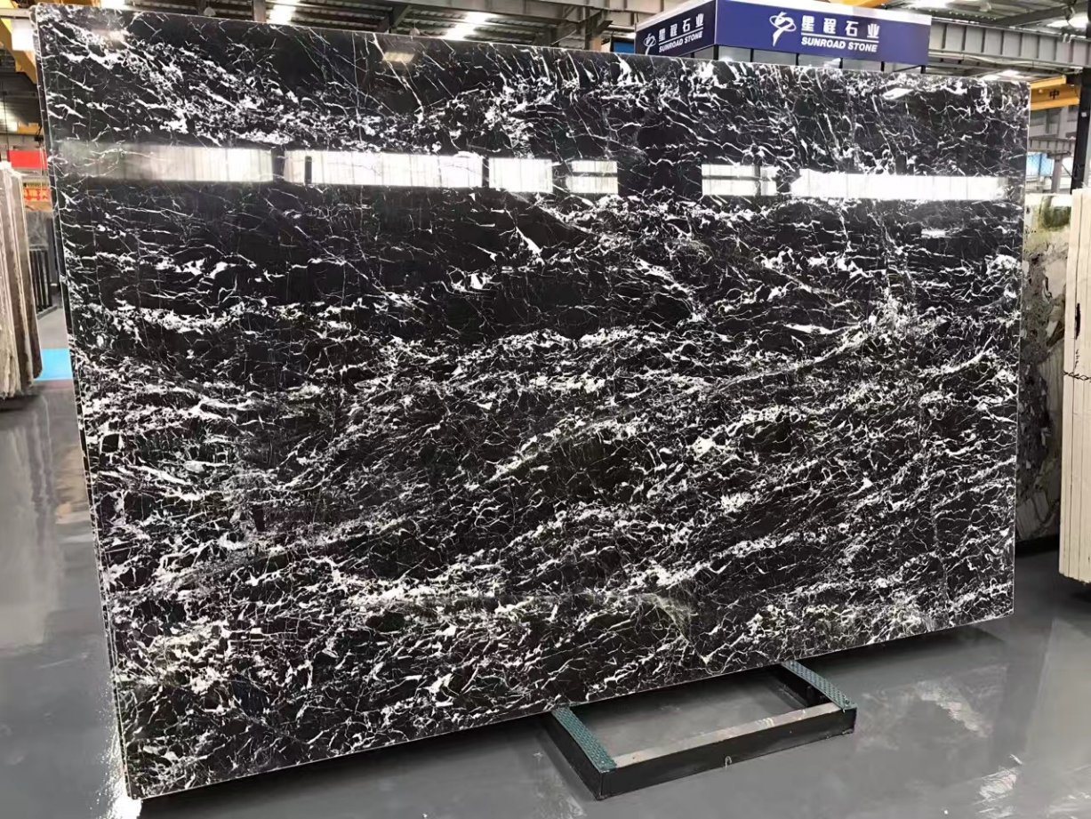 Factory Directly Price Nero Italian Black Marble Countertop with White Veins