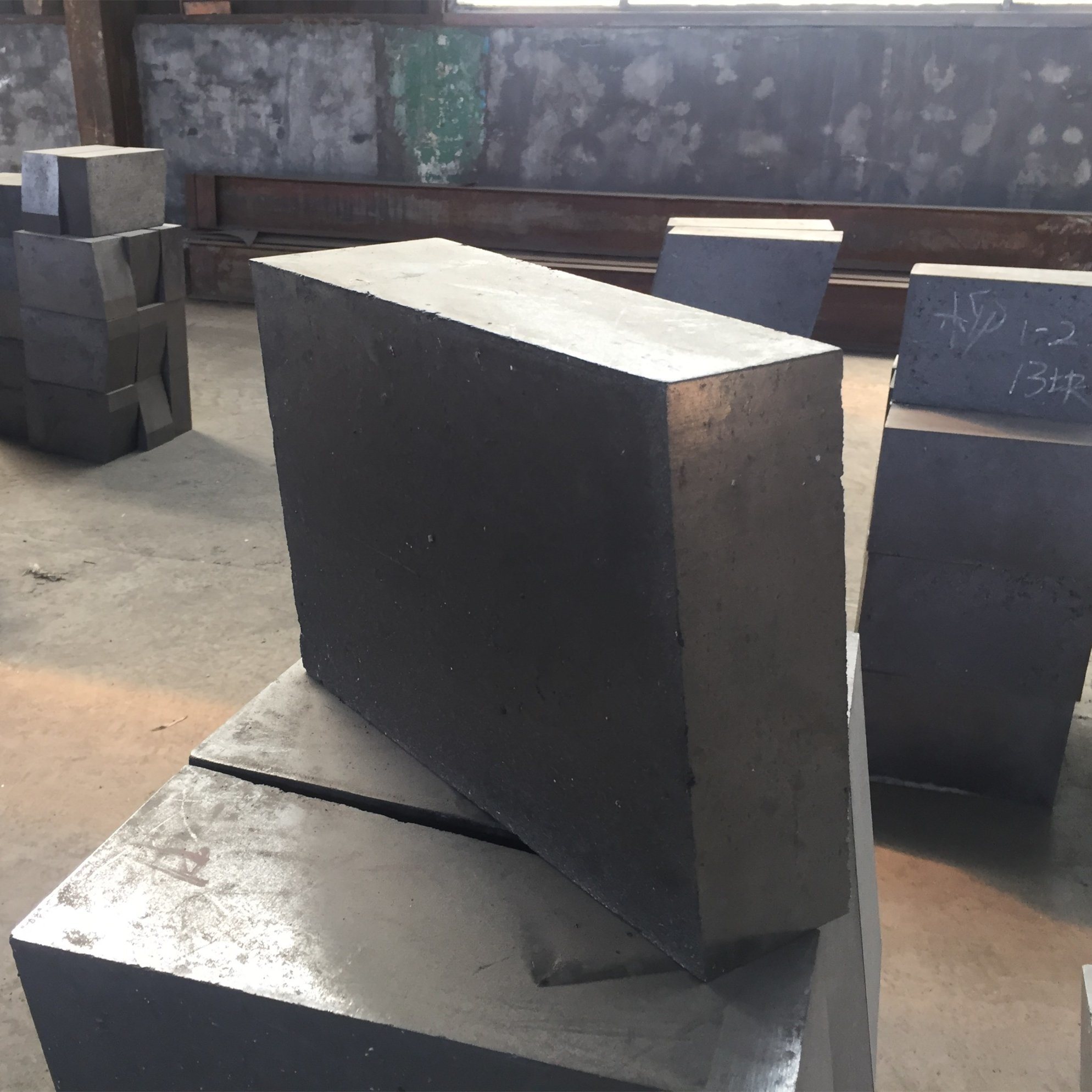 MGO-C Brick/ Magnesia Carbon Bricks