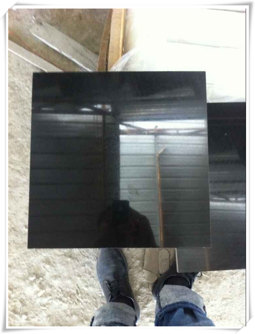 China Excellent Quality Mongolia Black Granite Tiles