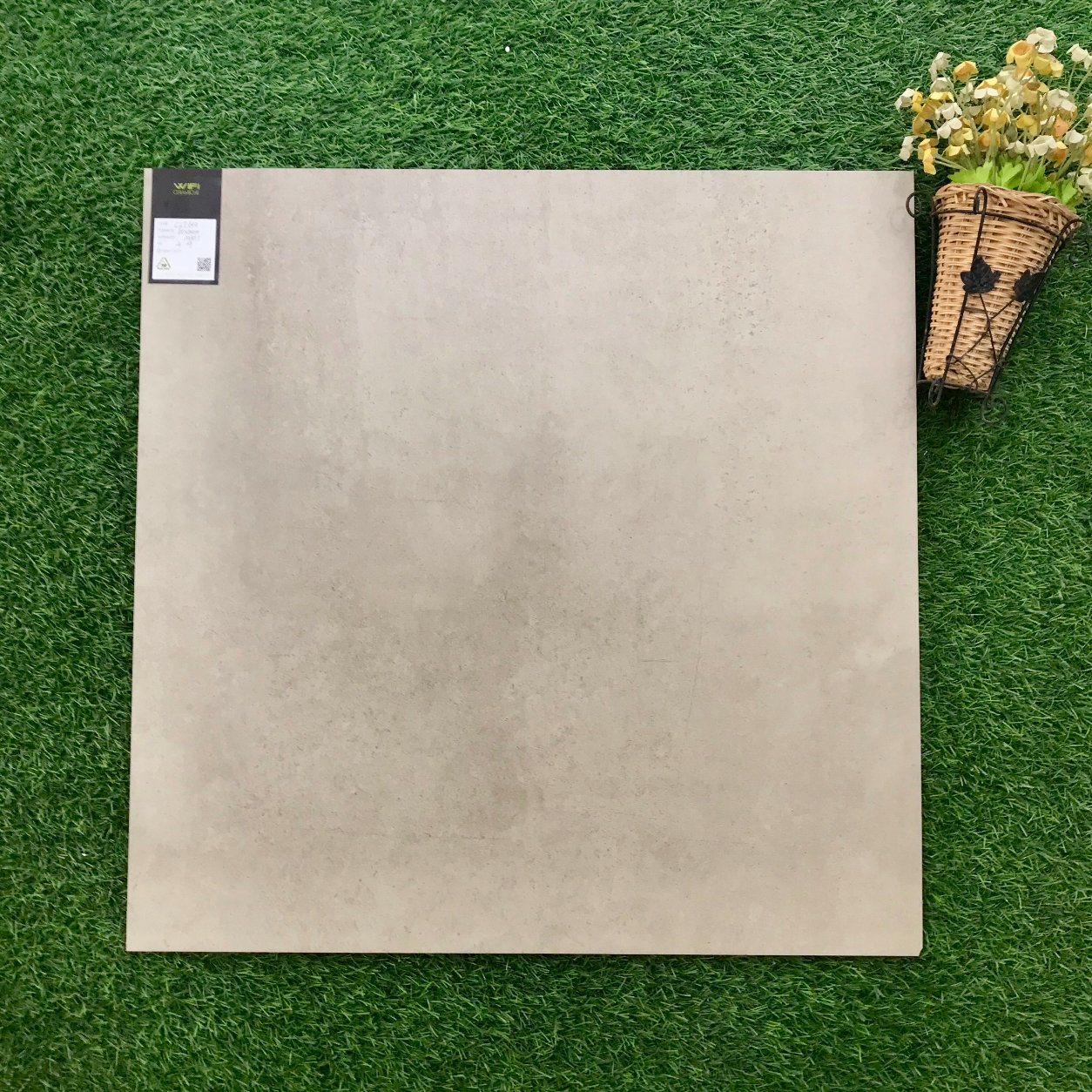 New Glazed Porcelain Floor Tile with Good Price (CLT602)