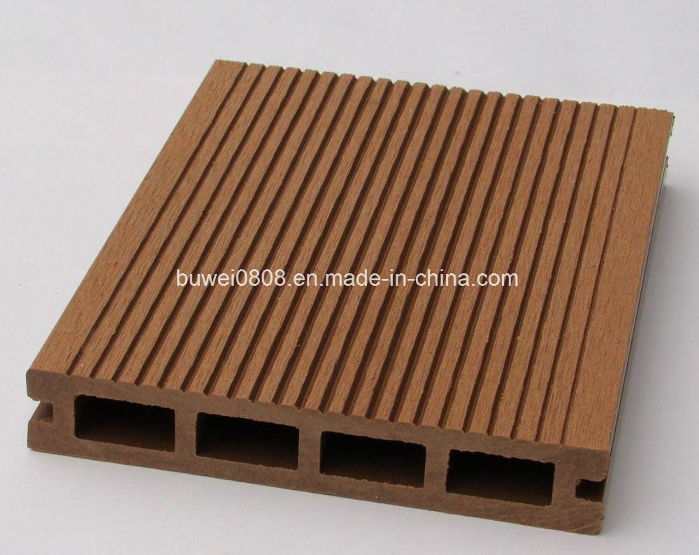 Standard Low Price WPC Decking for Outdoor Flooring