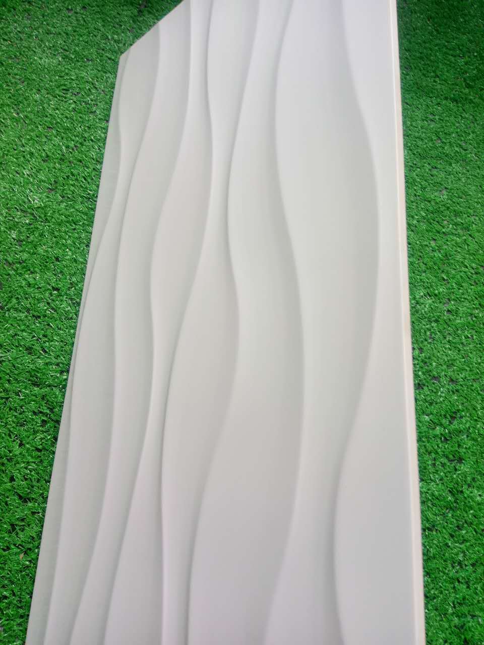 Buidling Material New Design, Onda Blanco Glazed Ceramic Wall Tile (300*600mm)